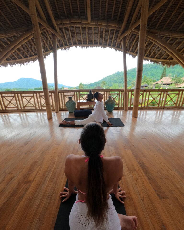 yoga sidemen