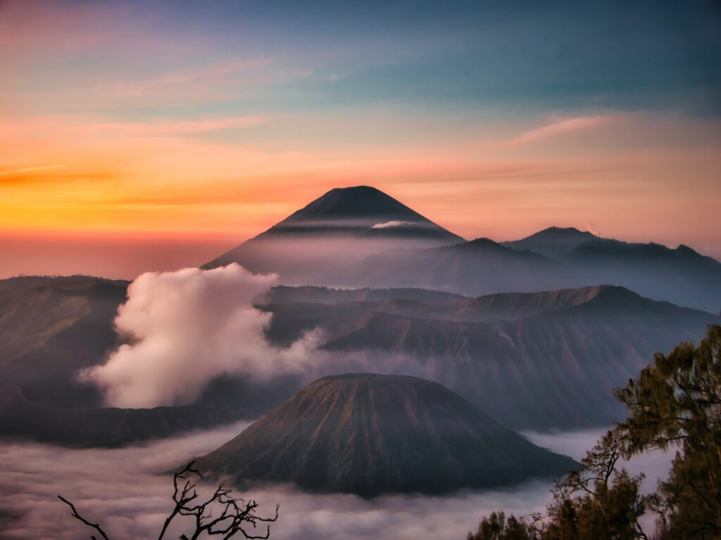 The best Indonesia itinerary must include Mount Bromo.